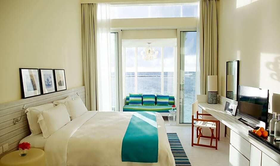 Holiday Inn Resort Kandooma Maldives