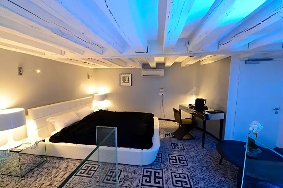 Art Hôtel Rochecorbon - Chambres