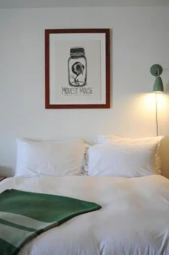 Dogfish Inn