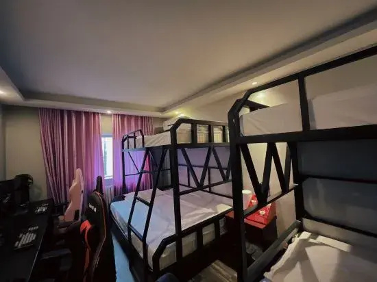 Happy business E-sports Hotel