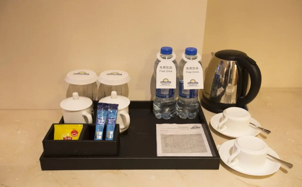 Food & Beverage