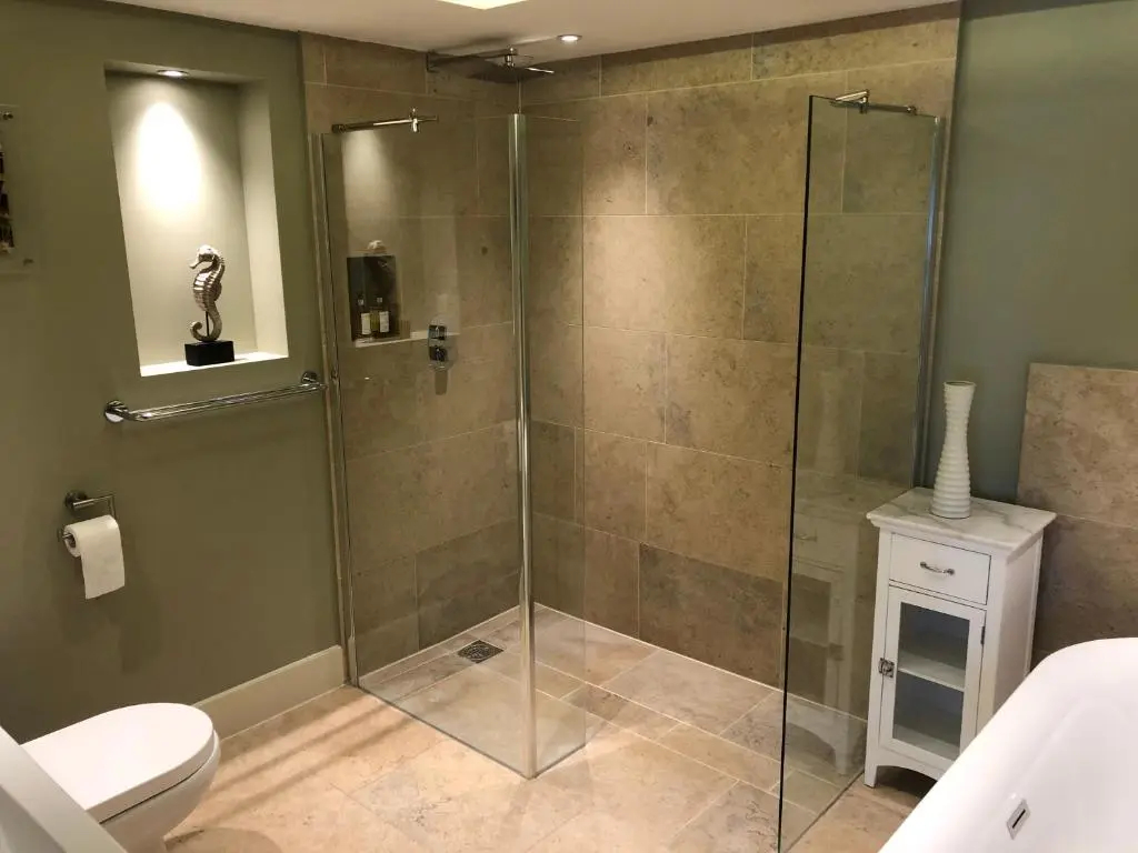 Executive Double Suite full double bed