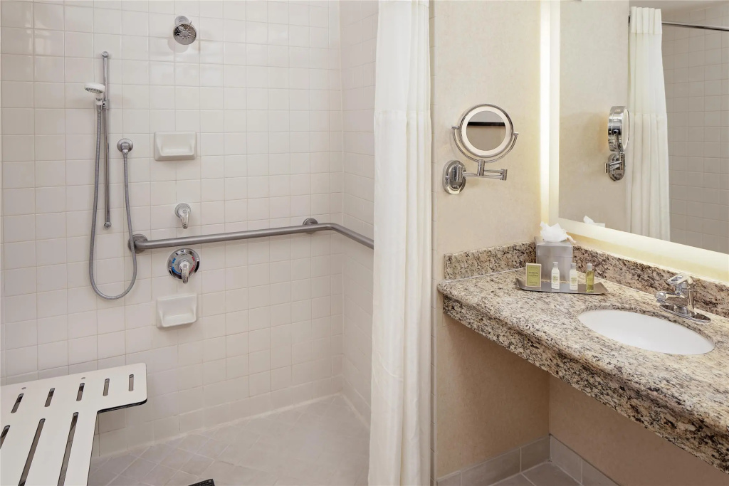 Hotel Zessa Orange County Airport, a DoubleTree by Hilton - Chambres