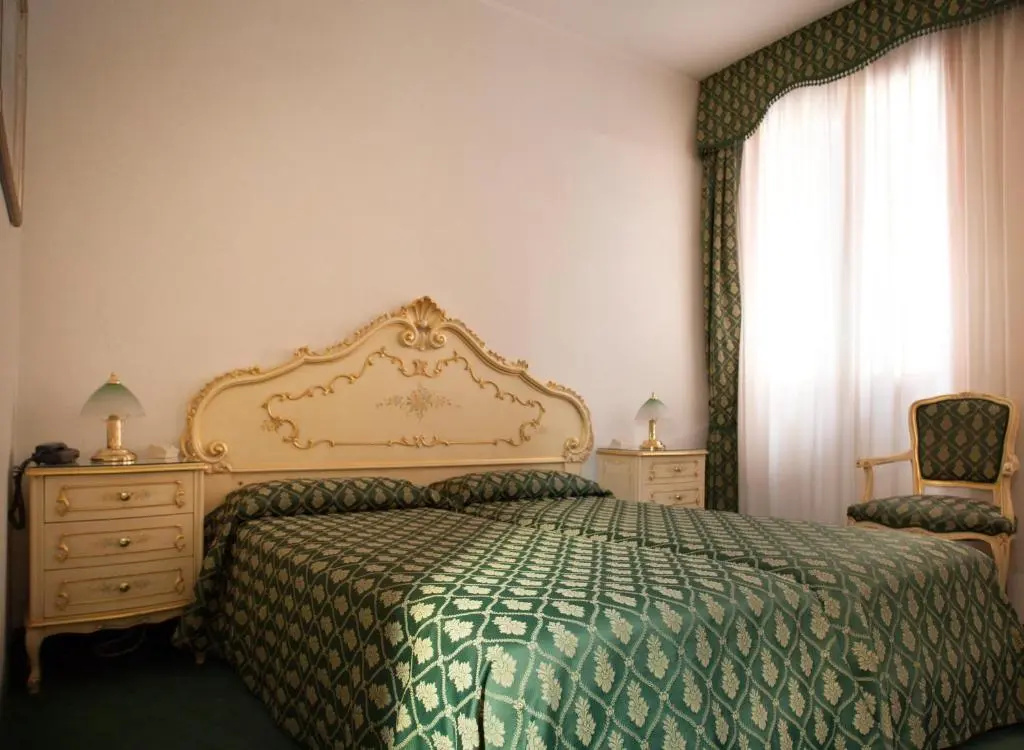 Albergo Commercio e Pellegrino - Chambres