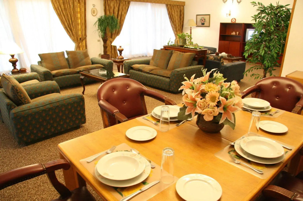 Hotel photo 12