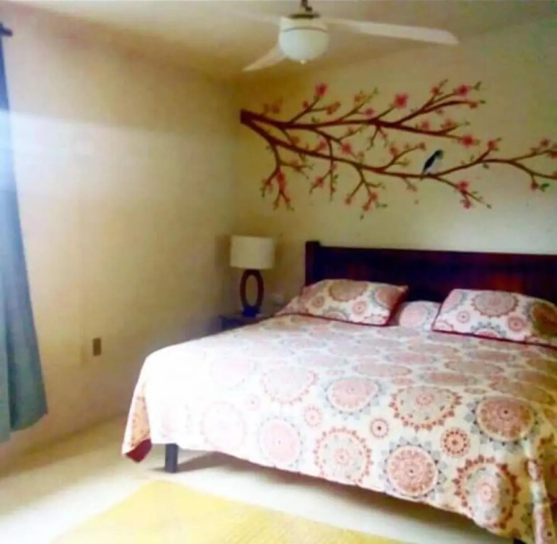Comfort room