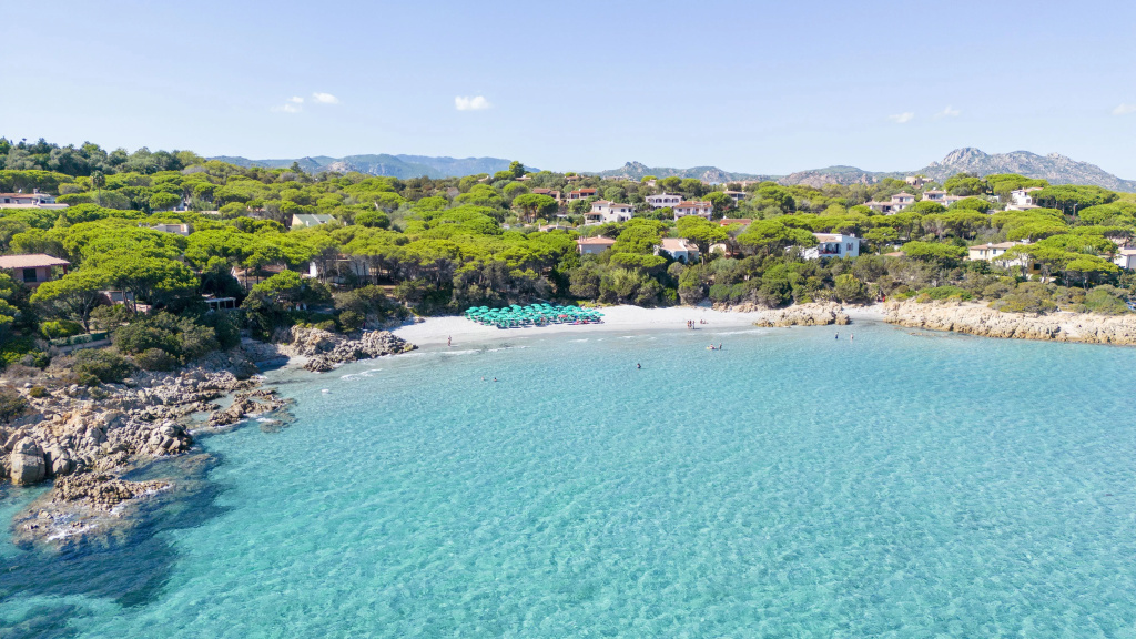 Beach & Waterfront