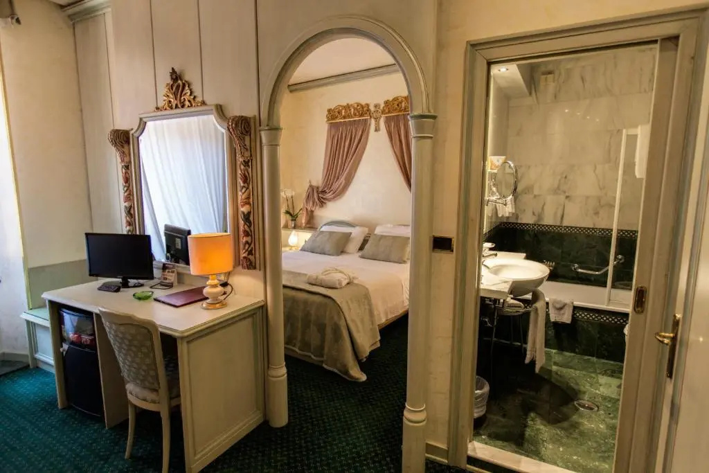 Colomba D'Oro Hotel - Chambres