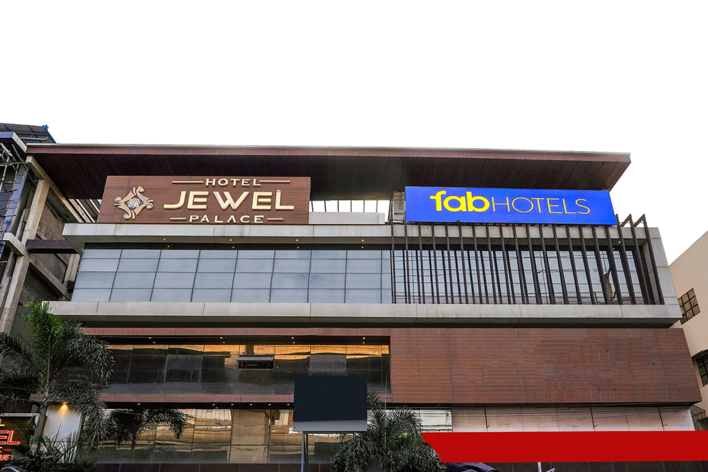 FabHotel Jewel Palace