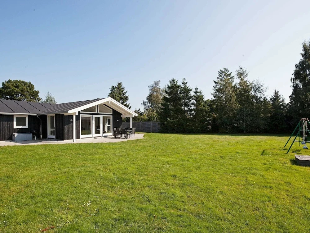 Cozy Holiday Home in Væggerløse With Private Whirlpool - фото 12