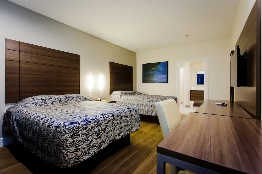 Superior Quadruple room