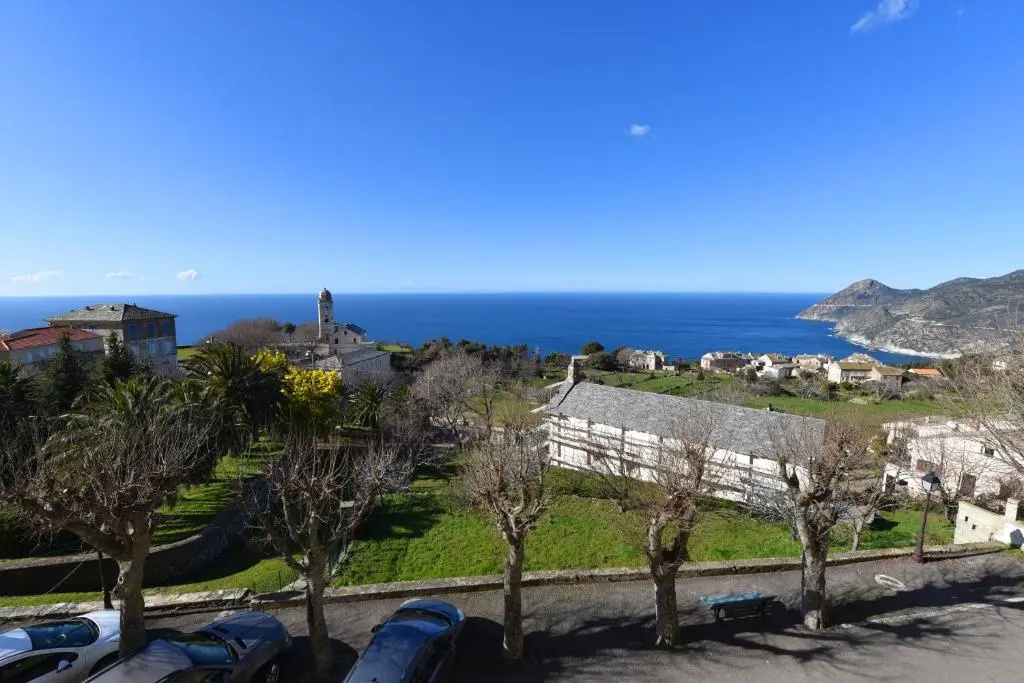 Standard Double room with sea view (full double bed)