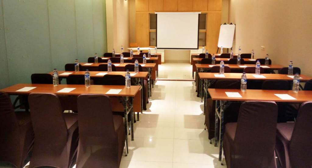 Hotel 88 Kedoya Jakarta - Général