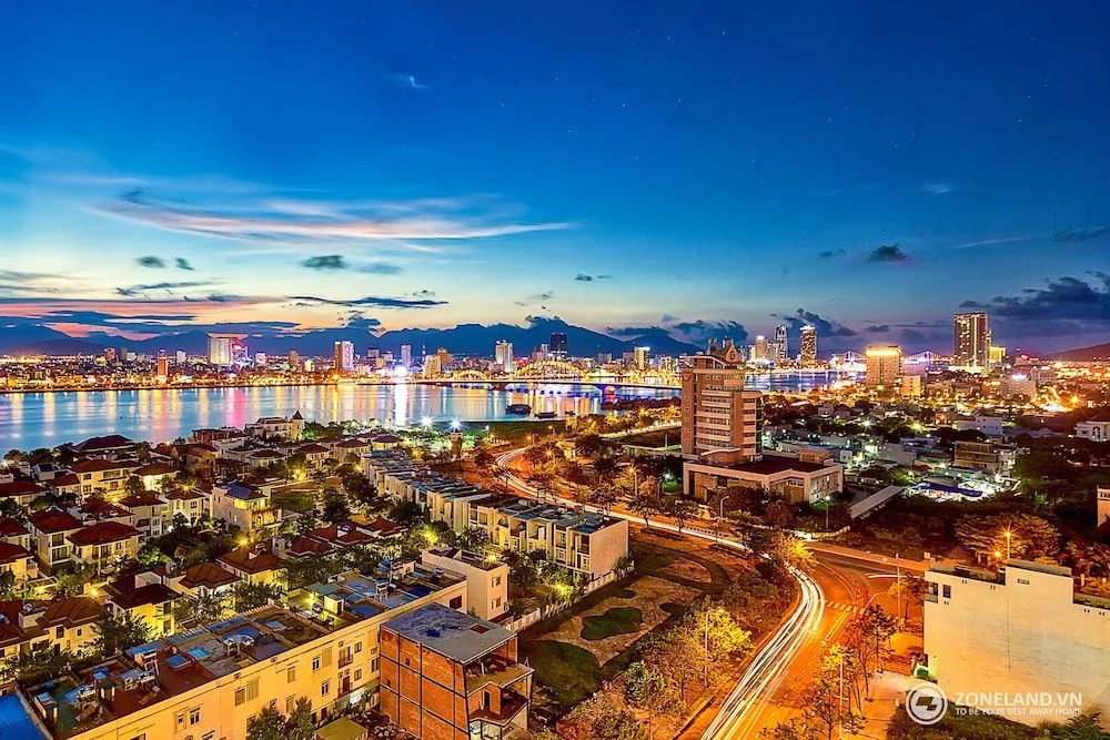Zoneland Apartment - Monarchy Riverside