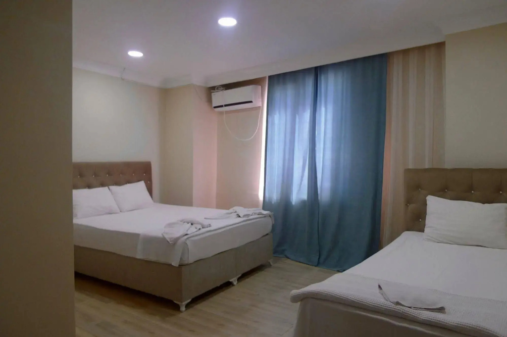 Hotel photo 12