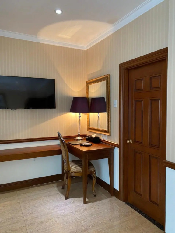 Central Hotel and Residences - Chambres