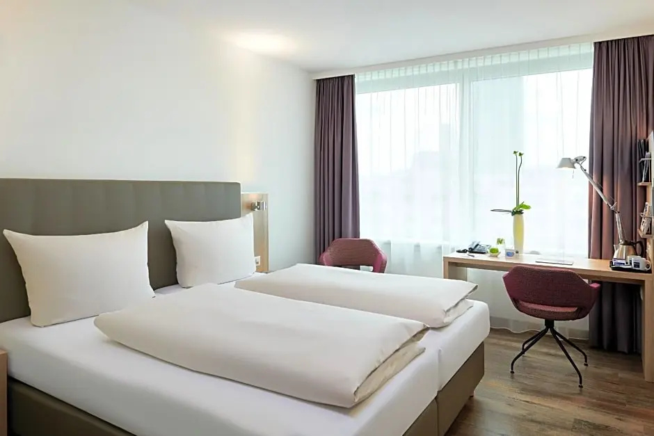 Essential Triple room