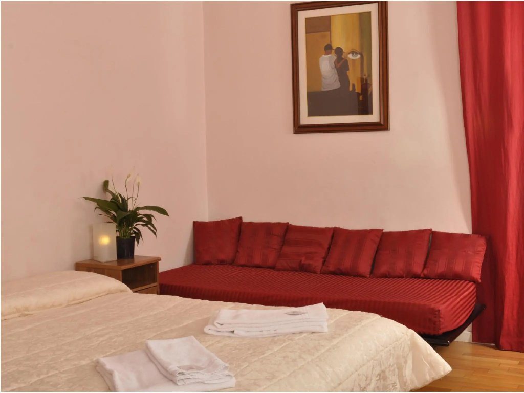 Triple room