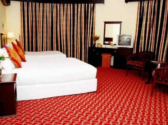 Dubai Palm Hotel