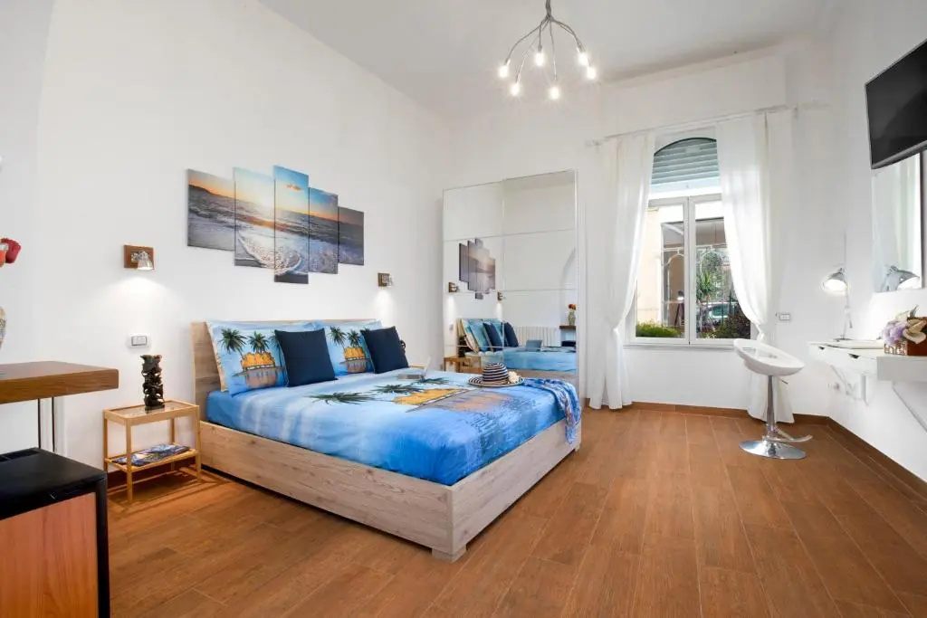 Superior Double room (full double bed)