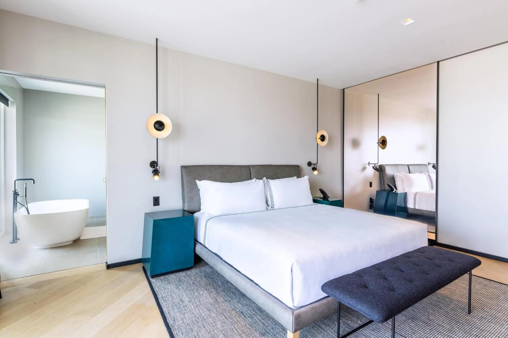 The Shay Hotel — 4