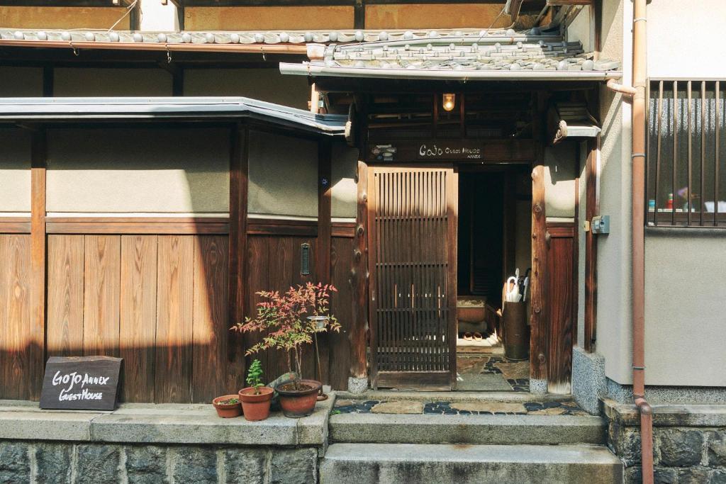 Gojo Guest House Annex by null