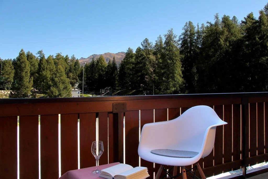 Balcony & Terrace