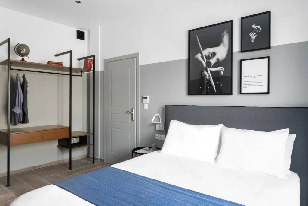 Standard Double room (full double bed)