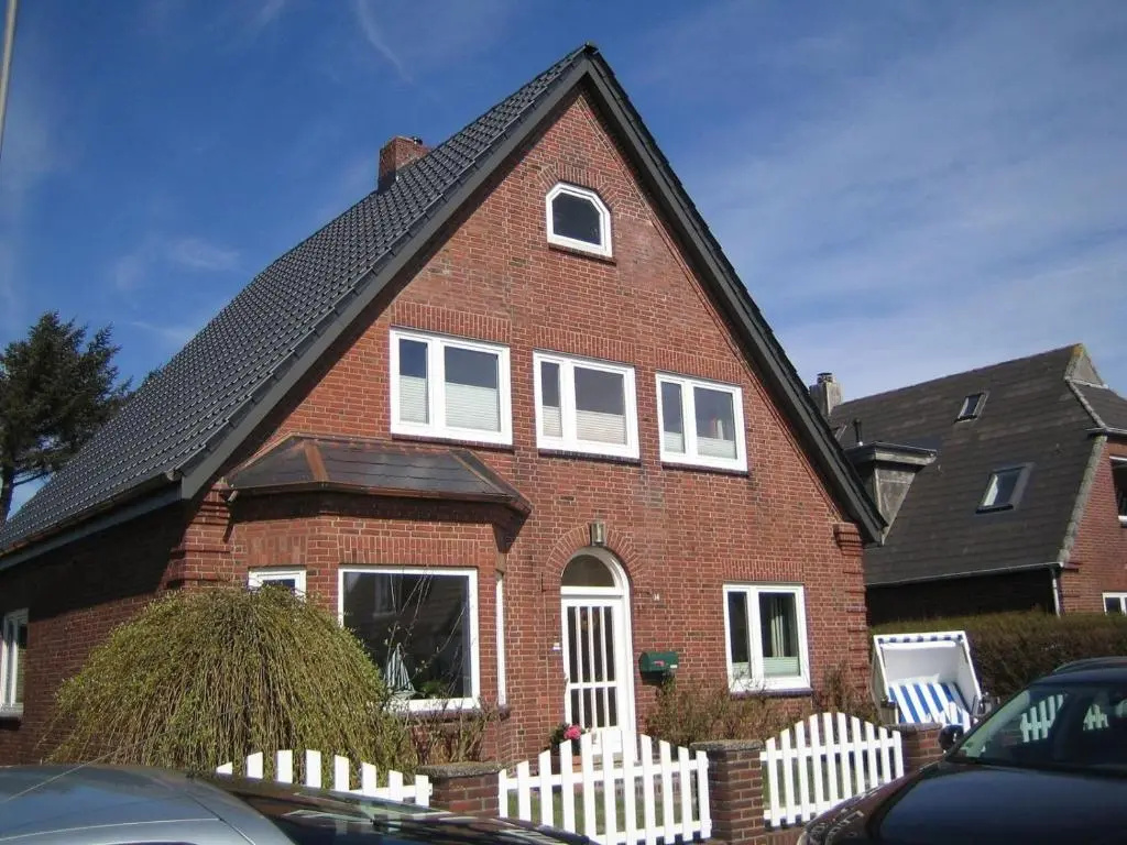 Dr-Ross-Str-14-Schulzes-Hues-3-EG-Bungalow