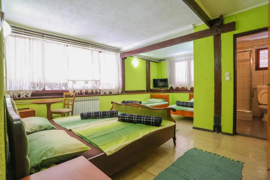 Standard Quadruple room