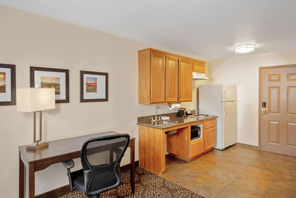 La Quinta Inn & Suites by Wyndham Las Vegas Red Rock - Général