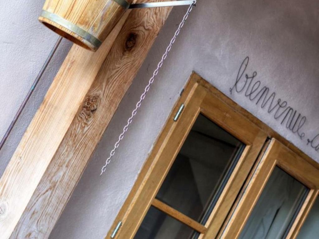 Gîte Saint-Germain-Lespinasse, 7 pièces, 14 personnes - FR-1-496-6