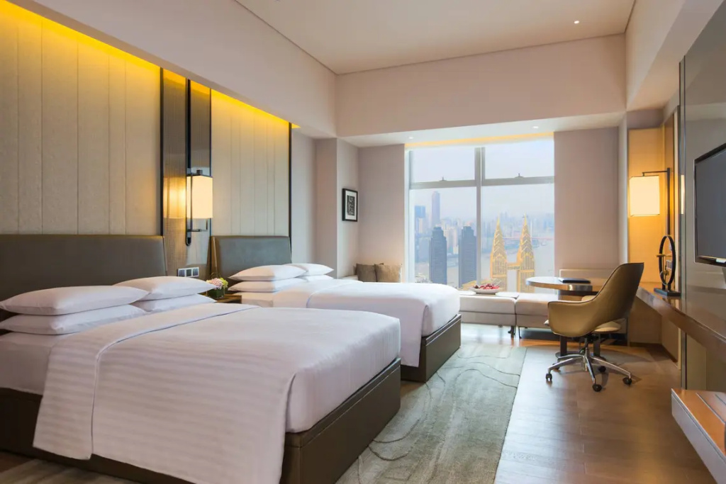 Standard Quadruple room with river view