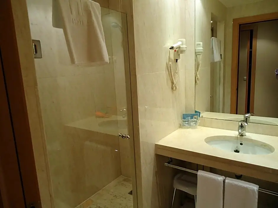Puerta Santander Hotel - Chambres