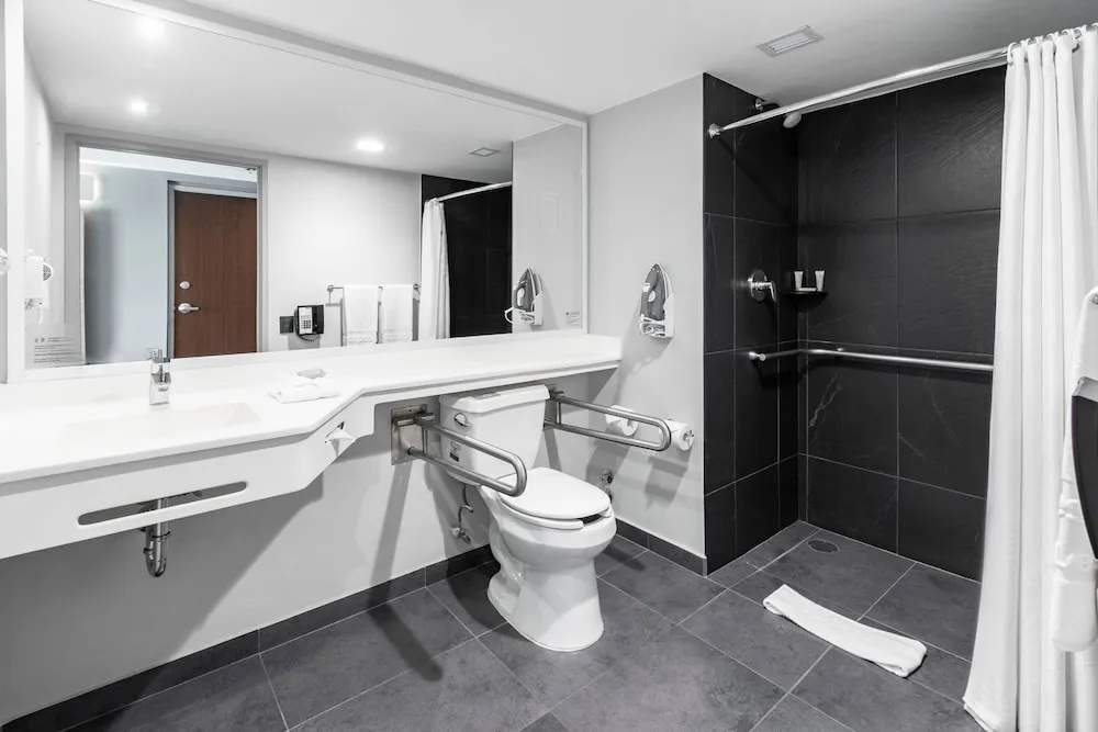 Superior Double room (full double bed)