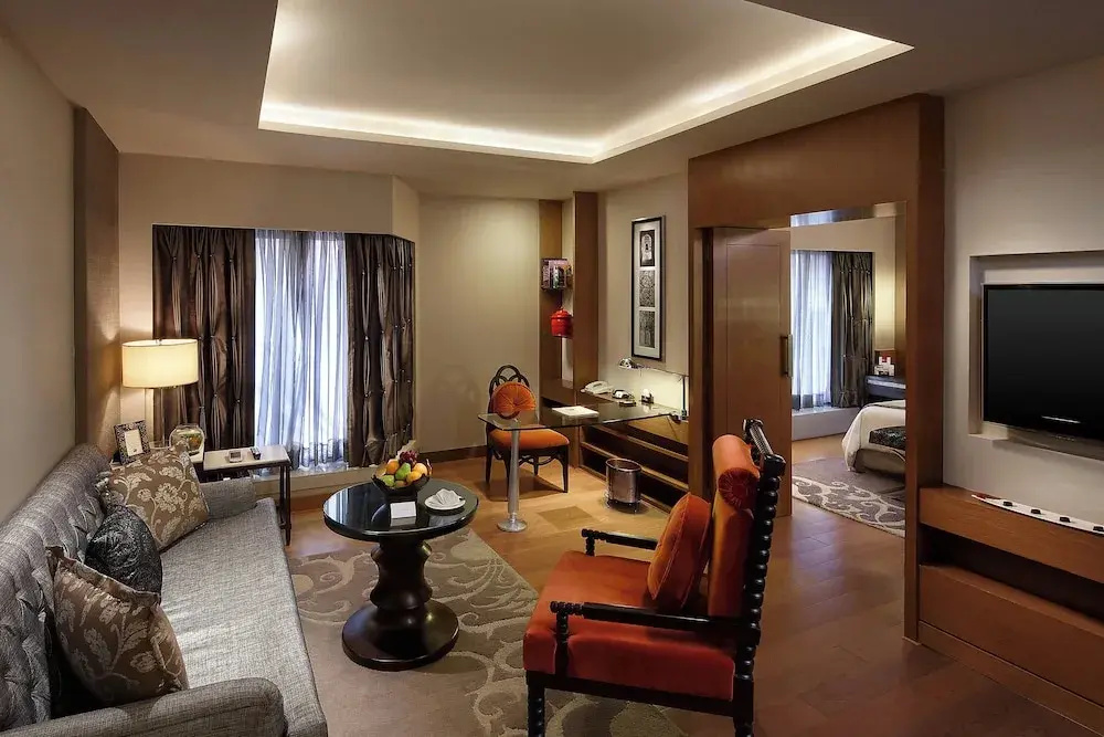 1 Bedroom Royal Suite