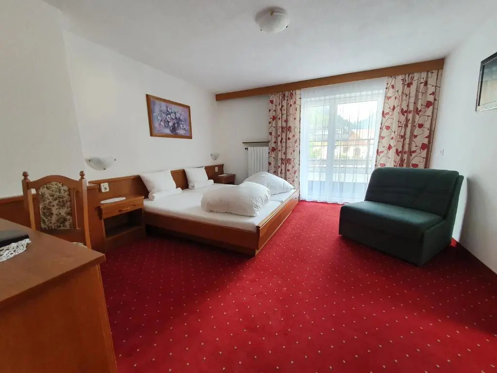 Standard Double room (full double bed)