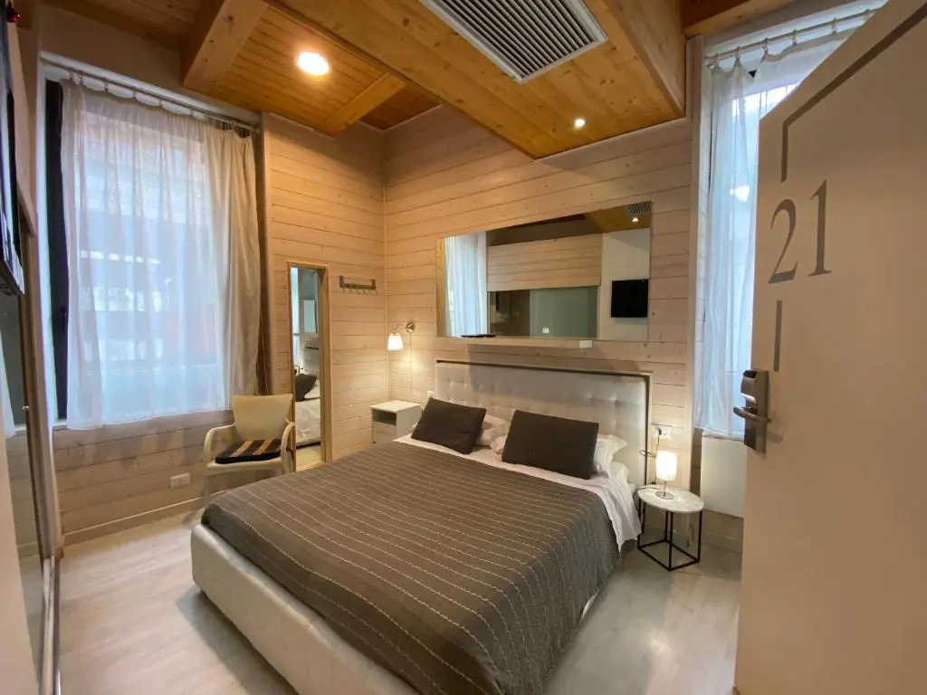 Standard Double room (full double bed)