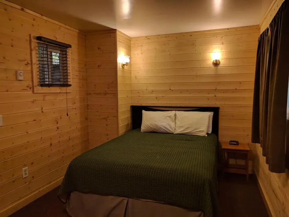 Standard Double room with park view (full double bed)