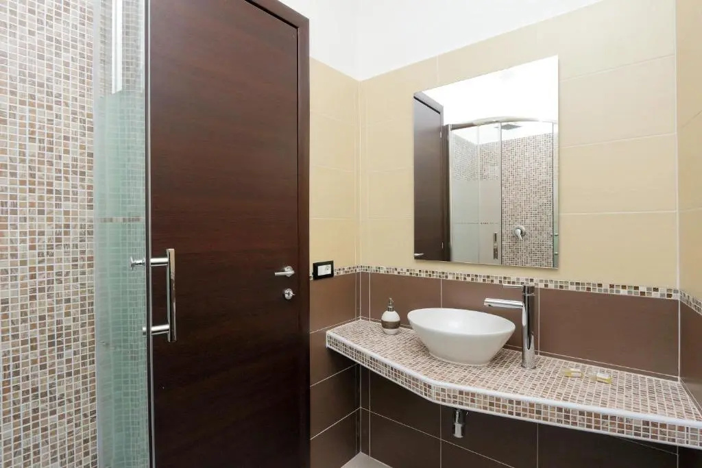 Standard Triple room with balcony