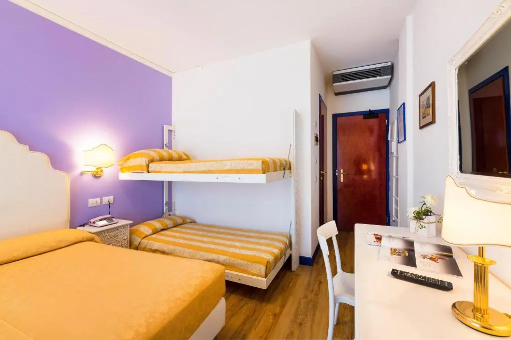 Standard Quadruple room