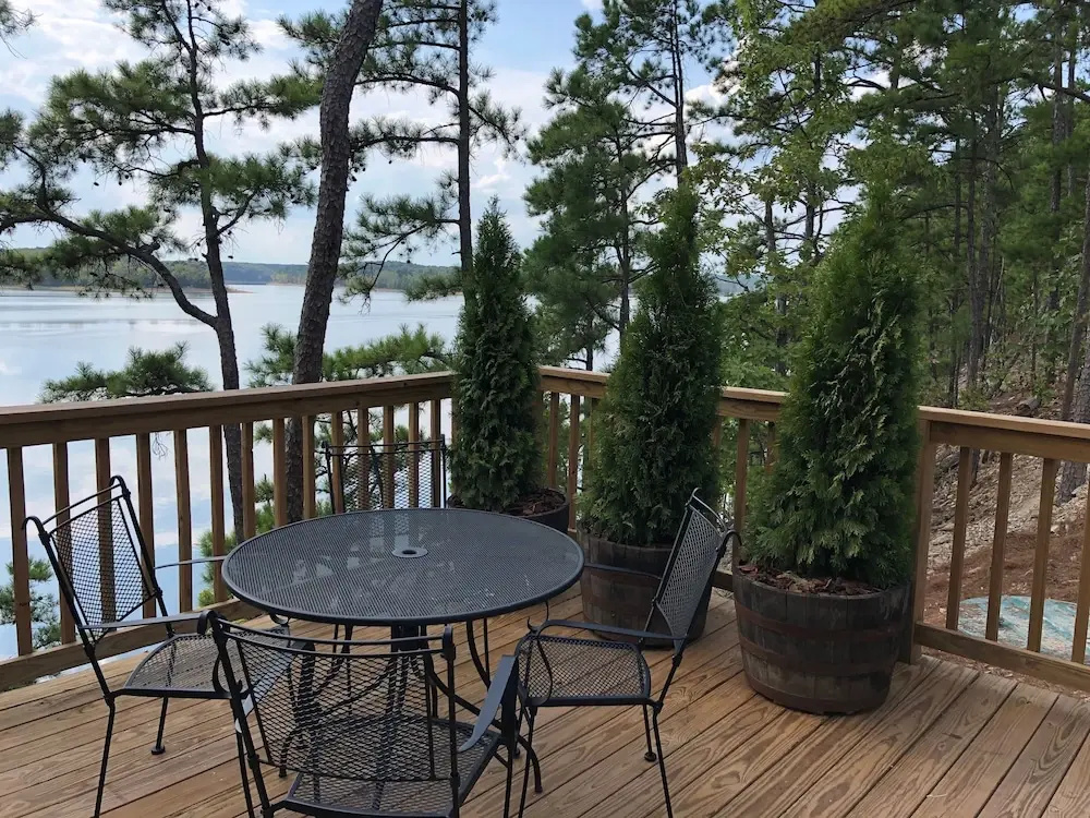 Magnificent Four Bedroom, Two 1/2 Bath luxury, log-sided Harbor North cottage with incredible views of Lake Ouachita. by RedAwning