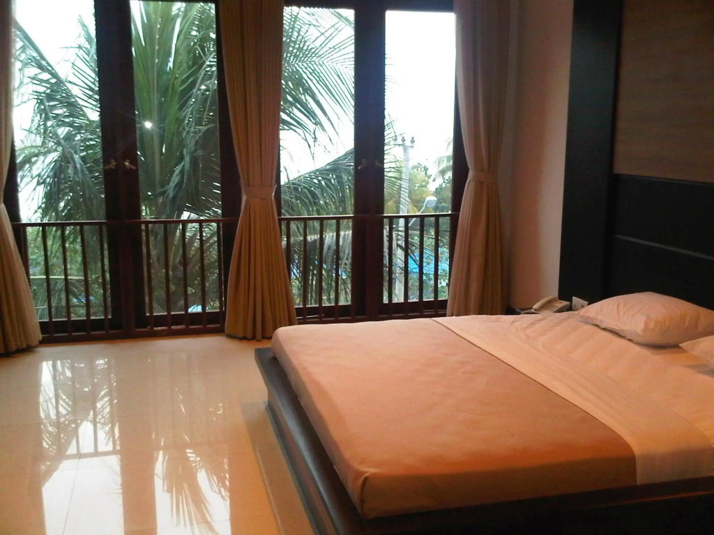 Surya Kencana Seaside Hotel - Général