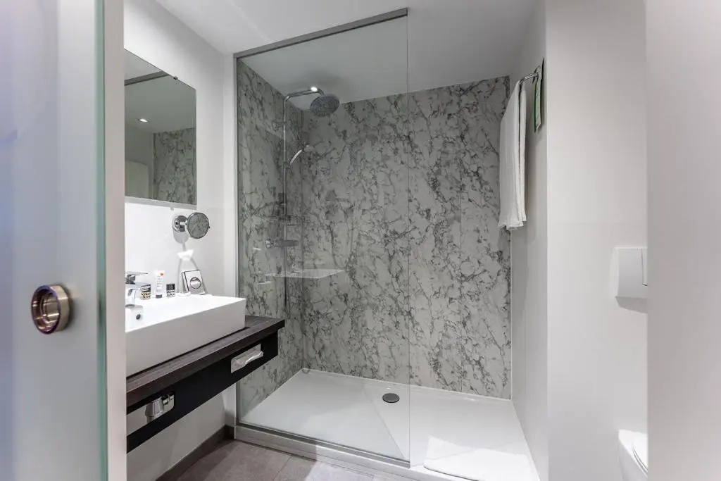 Velotel Brugge - Chambres