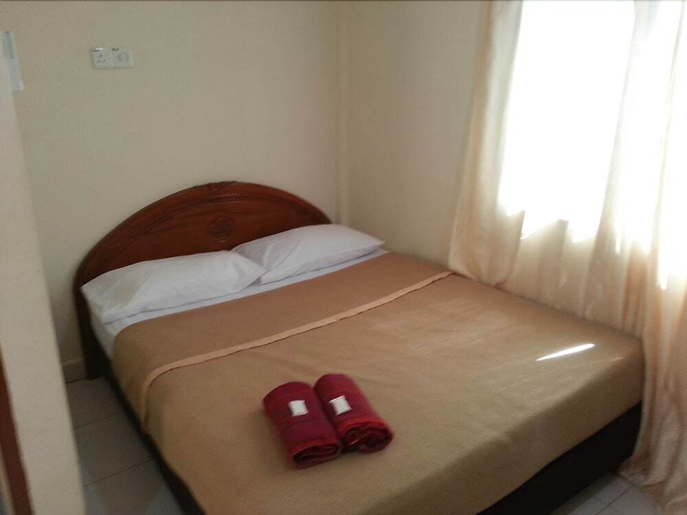 Mnr Motel