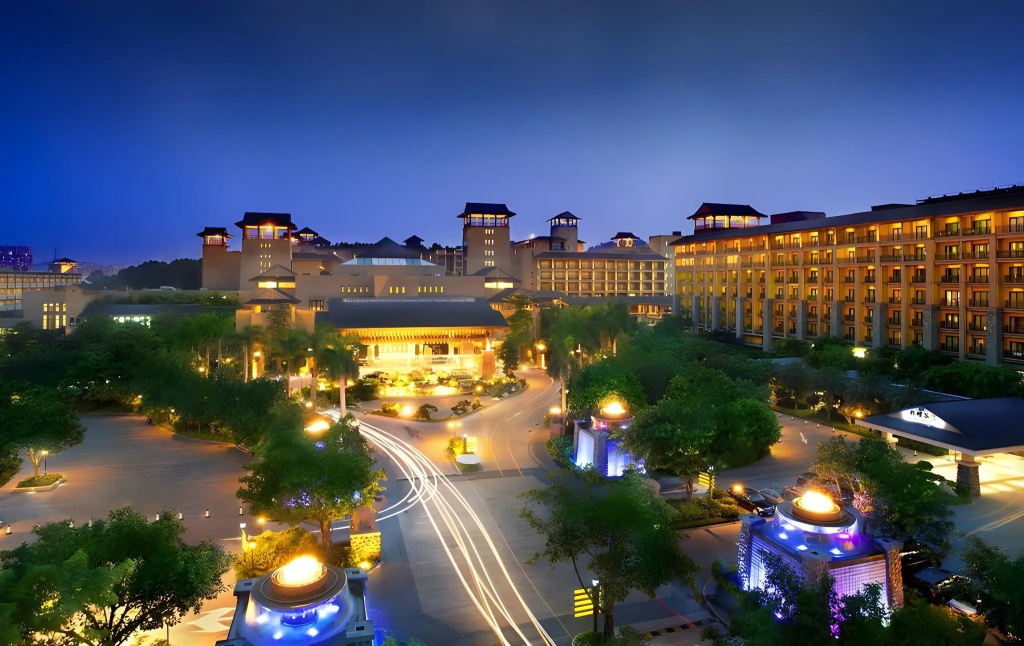 Chime Long Hotel