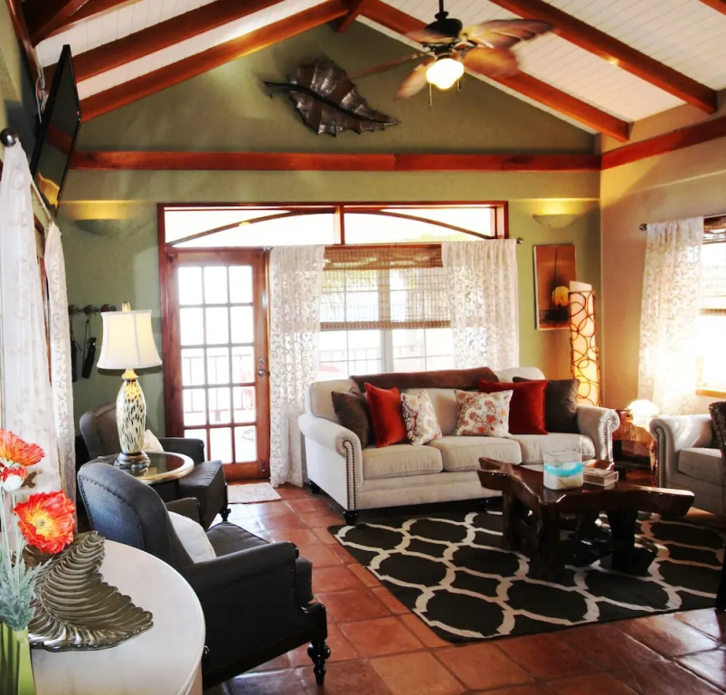 1 Bedroom Luxury Villa oceanfront