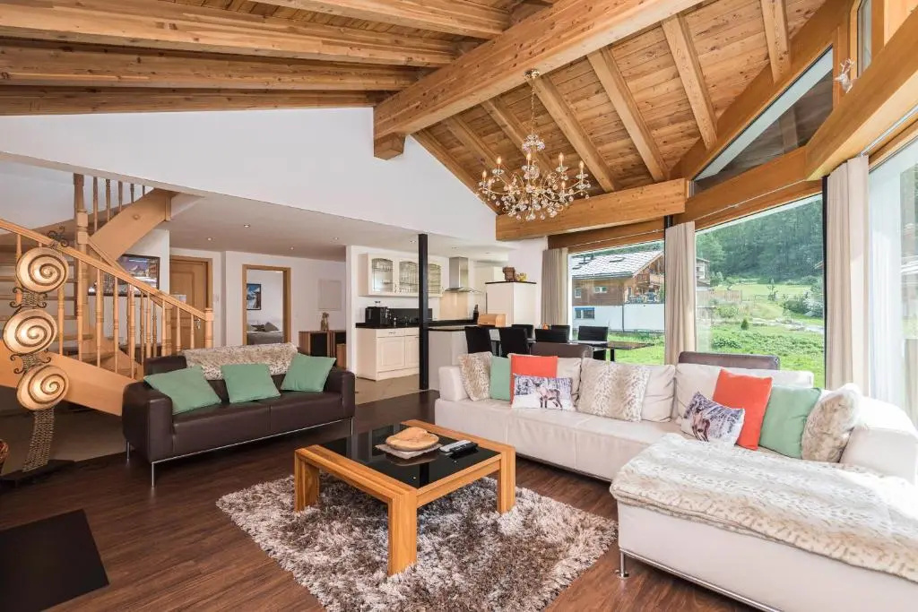 3 Bedrooms Duplex Apartment