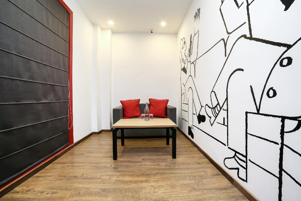 Lobby & Reception