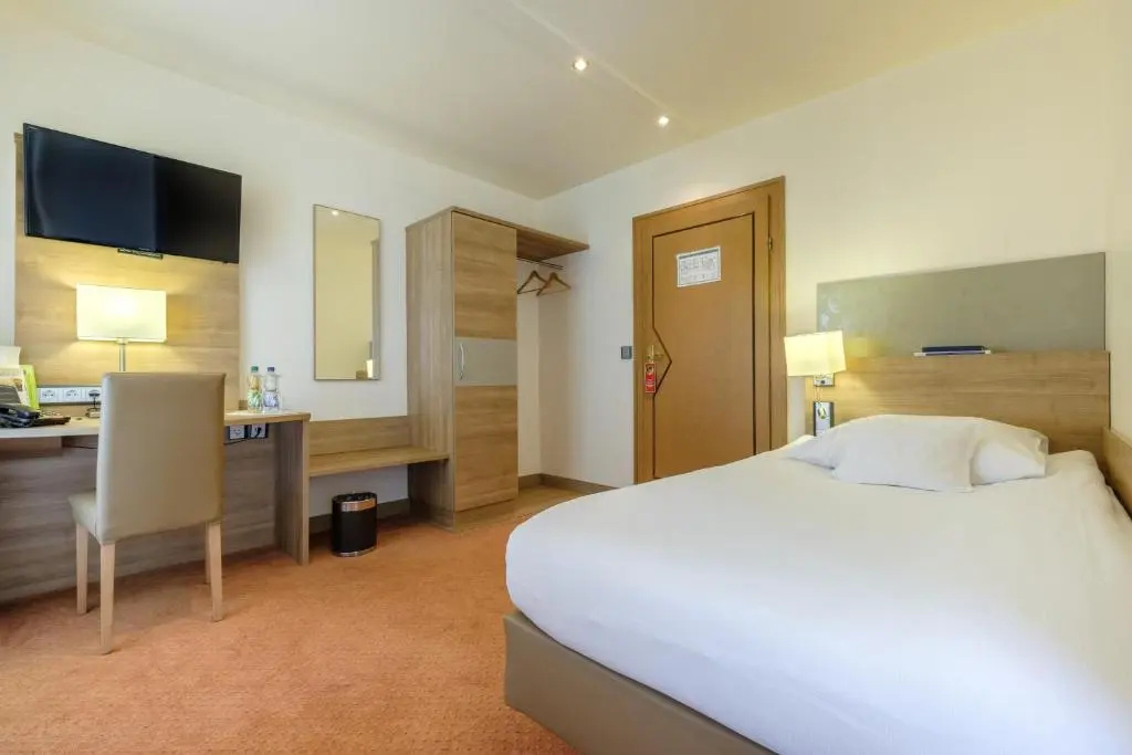 Hotel Hohenstaufen KG - Chambres